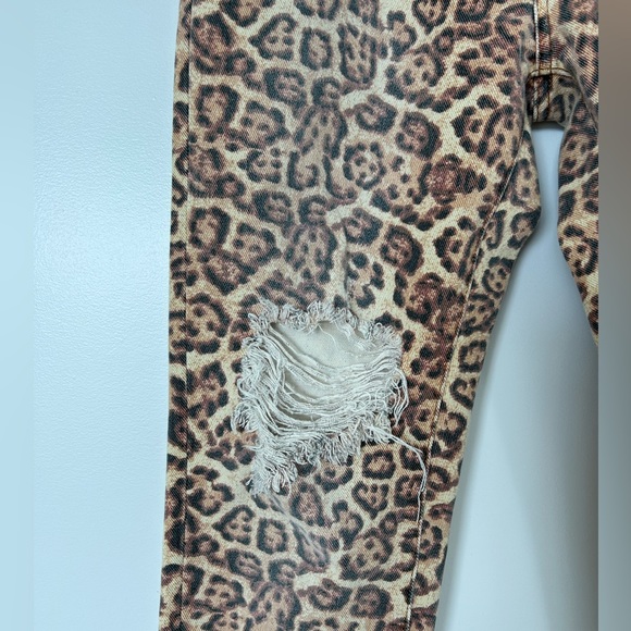 Free People Cropped Distressed Leopard Print Jeans - Picture 4 of 7